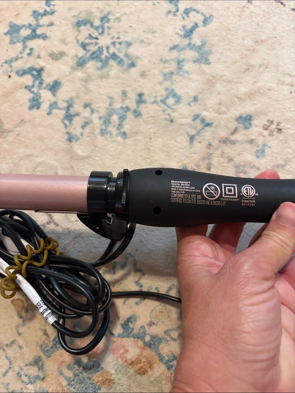 Beachwaver Co. B1 Rotating Curling Iron in the Midnight Rose color. Like NEW!